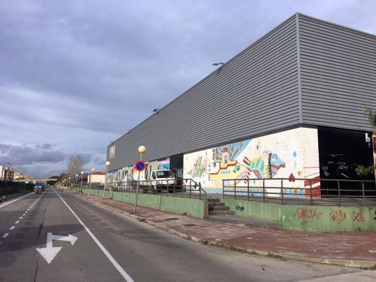 Comencen les obres per dignificar els entorns del cinema i la zona comercial de Calafell. Ajuntament de Calafell