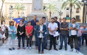 Concentració a Vilanova contra l'empressonament dels líders d'Òmnium Cultural i l'Assemblea Nacional Catalana