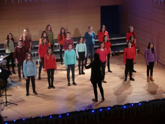 Cor de Veus Blanques de l’Escola Municipal de Música Pau Casals. Ajuntament del Vendrell