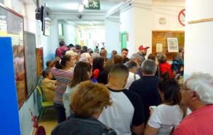 Cues a l'IES Manuel de Cabanyes durant la jornada del I-O. Eix