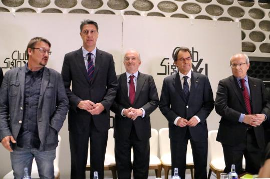 De dreta a esquerra, el president Montilla, el president Mas, el president del PPC, Xavier Garcia Albiol i el líder d'En Comú Podem, Xavier Domènech. 