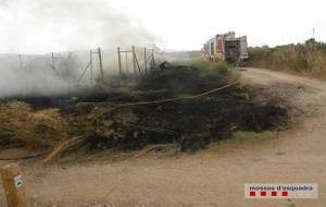 Detingut per robar una furgoneta i provocar dos accidents i un incendi en una masia 