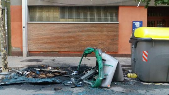 Dispostiu de seguretat a Vilanova durant la revetlla de Sant Joan. Ajuntament de Vilanova