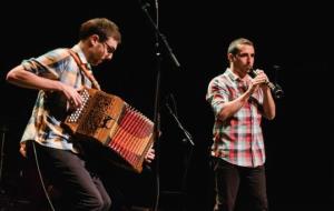 El 29è Festival de música tradicional Música a la Vila s’inicia amb el grup Criatures. EIX