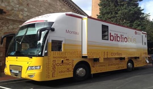 El Bibliobús Montau estrena vehicle a la ruta del Penedès-Garraf. Diputació de Barcelona