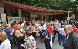 El cava floreix al Temps de Flors de Girona . Confraria del Cava