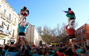 El món casteller alça a Vilafranca els pilars i castells que van quedar pendents a Brussel·les