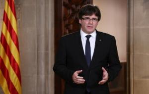 El president de la Generalitat, Carles Puigdemont, durant la seva declaració institucional del 4 d'octubre de 2017. Jordi Bedmar/ Generalitat