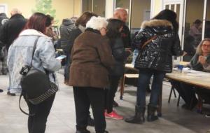 Eleccions 21-D. Col·legi electoral de Sitges. La participació a les 18 hores és d'un 67'7%. Ajuntament de Sitges
