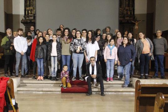 Els actors a l'església de Santa Maria de la Geltrú . Eix