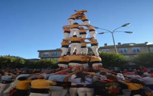 Els Bordegassos completen castells de set a les festes de Tauste