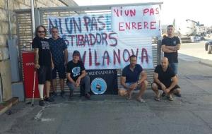 Els estibadors vilanovins s’afegeixen a la vaga per impedir que s’imposi la liberalització laboral. Jordi Lleó
