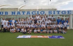 Els nedadors dels equips de competició del CN Sitges. Eix