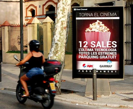 Els nous cinemes de Vilanova comencen a publicitar la seva propera obertura. Garraf Cinemes