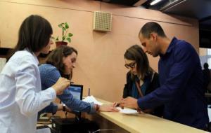 En marxa el nou Registre de parelles estables de Catalunya. ACN