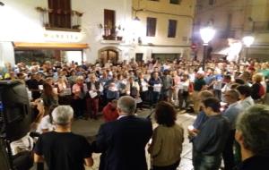 Espelmes, pancartes i estelades tornen a omplir les places del Penedès i Garraf per la llibertat de Cuixart i Sanchez