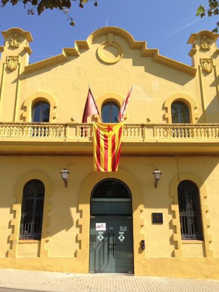 Façana de l'Ajuntament de Sant Martí Sarroca. Ajt Sant Martí Sarroca