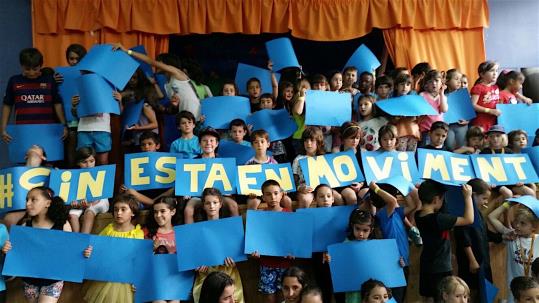 Festa de fi de curs reivindicativa a l'escola Ginesta contra la pèrdua de recursos el proper curs. APMA Ginesta