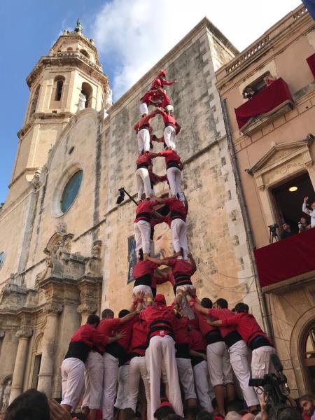 Gran actuació dels Nens dels Vendrell a la diada de Santa Teresa. Nens/ Jaume Nin