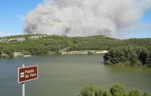 Imatges d'arxiu del gran incendi forestal del parc del Foix de 2012