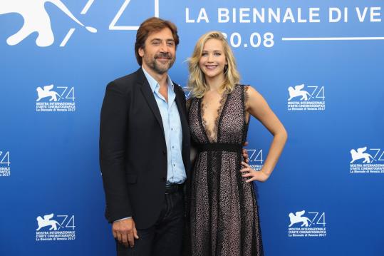 Javier Bardem i Jennifer Lawrence, protagonistes de 'Madre!' al Festival de cinema de Venècia, el passat 5 de setembre. Getty Images