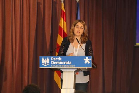 La coordinadora general del PDeCAT, Marta Pascal, durant la seva intervenció a la Convenció Municipalista. ACN/Lourdes Casademon