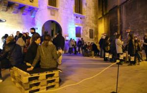 La excel·lència dels vins negres Penedès brilla al Palau Baltà de Vilafranca . EIX