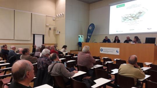 La gent gran del Garraf debat sobre el futur de les pensions. CC Garraf