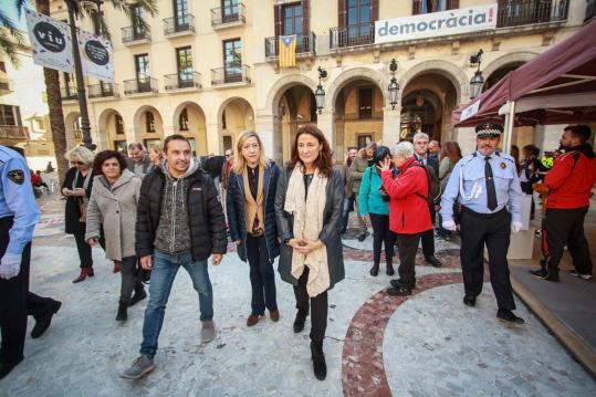 La presidenta de la Diputació, Mercè Conesa, ha inaugurat la Fira de Novembre de Vilanova i la Geltrú . Sergio Ramos / Diputació 