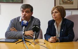La presidenta de la Mancomunitat Penedès Garraf, Rosa Huguet, i el diputat adjunt d'Espais Naturals de la Diputació de Barcelona, Jesús Calderer