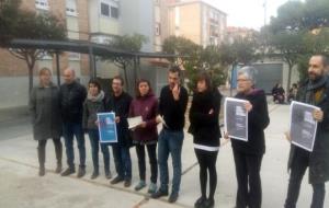 La roda de premsa ha tingut lloc a la plaça del Doctor Bonet, on estava planificat el centre cívic. Roger Vives