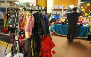 L'Associació Alè de Vilanova fa una crida per rebre roba infantil de segona mà