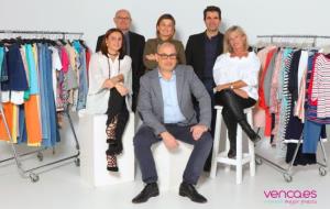 L'equip directiu de Venca compra l'empresa a la companyia francesa 3Suisses Internacional. Venca