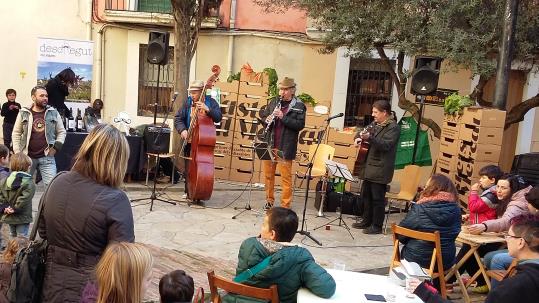 L’estudi Dissenyemacasa guanya un premi Laus pel disseny de la campanya Tastets al mercat. Ajuntament de Vilafranca