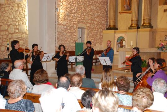 L’Octet de Mendelssohn tanca, amb un concert espectacular, la primera edició dels Cants i Sons a Lluna. Ajuntament de Canyelles