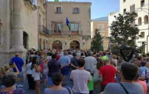 Minuts de silenci de rebuig a l'atemptat terrorista de Barcelona. El Vendrell