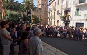 Minuts de silenci de rebuig a l'atemptat terrorista de Barcelona. Sitges