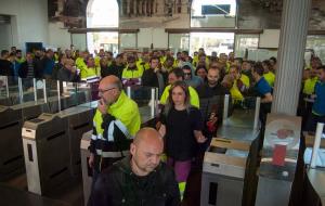 Mobilitzacions a l'estació de Vilanova en defensa dels 8 acomiadats