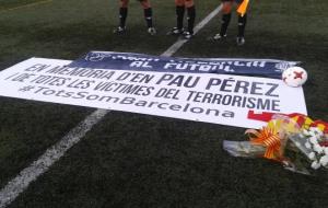 Pancarta d'homenatge al vilafranquí Pau Pérez