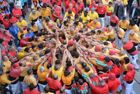 Pinya del 4d8 d'aquest Sant Jordi. Maite Gomà