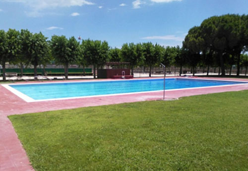 Piscina municipal de Cubelles. Eix