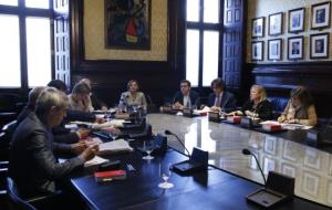 Pla general de la reunió de la mesa del Parlament el 27 d'octubre del 2017 . ACN