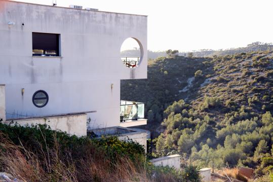 Pla general de l'edifici des d'on ha caigut un veí de Segur de Calafell el 27 de desembre de 2017. ACN