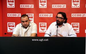 Pla mig dels secretaris generals d'UGT i CCOO, Camil Ros i Javier Pacheco, en roda de premsa a la seu d'UGT. ACN