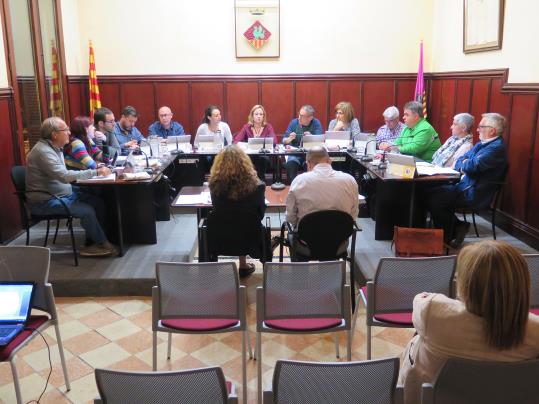 Ple municipal a Santa Margarida i els Monjos. EIX