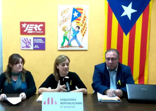 Roda de premsa d'ERC del Vendrell sobre les ordenances. Eix