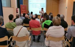 Sessió pública de presentació del Pla Reactivació Municipal 2017-2018 ahir a la Biblioteca Manuel de Pedrolo de Ribes. Ajt Sant Pere de Ribes