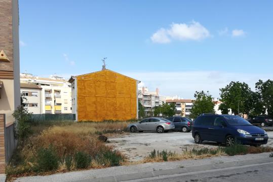 Solar buit al Vendrell. Eix