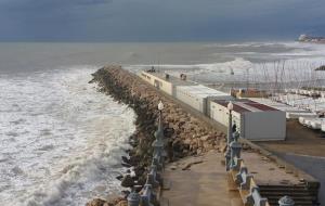 Temporal a la platja de Sitges