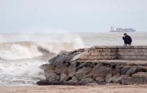 Temporal a les platges de Sitges